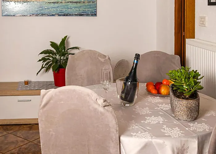 1 Bedroom Lovely In Appartement Tribalj (Primorsko-Goranska)